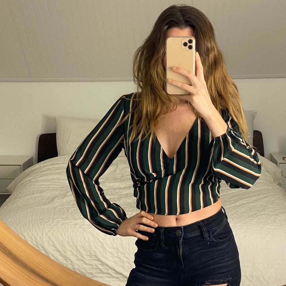 forever 21 side tie up blouse with back cut out